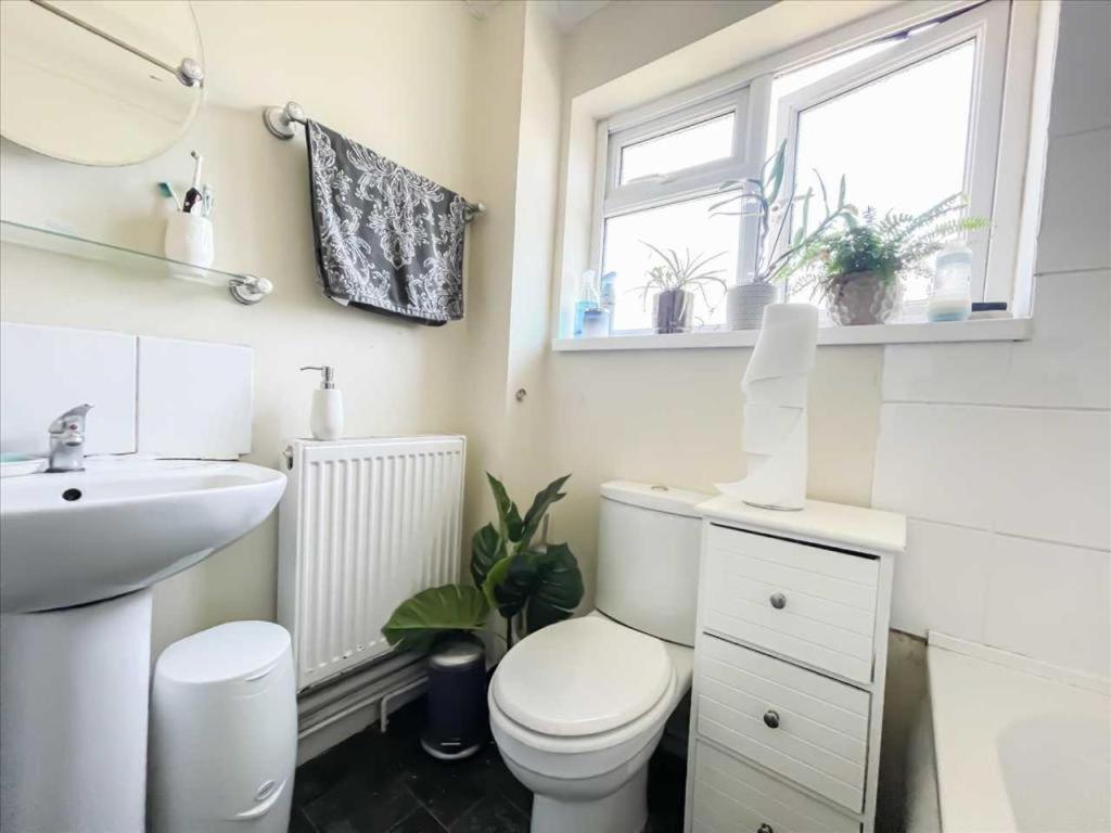 Nice, Bright & Friendly Home Хемел Хемпстед Екстериор снимка